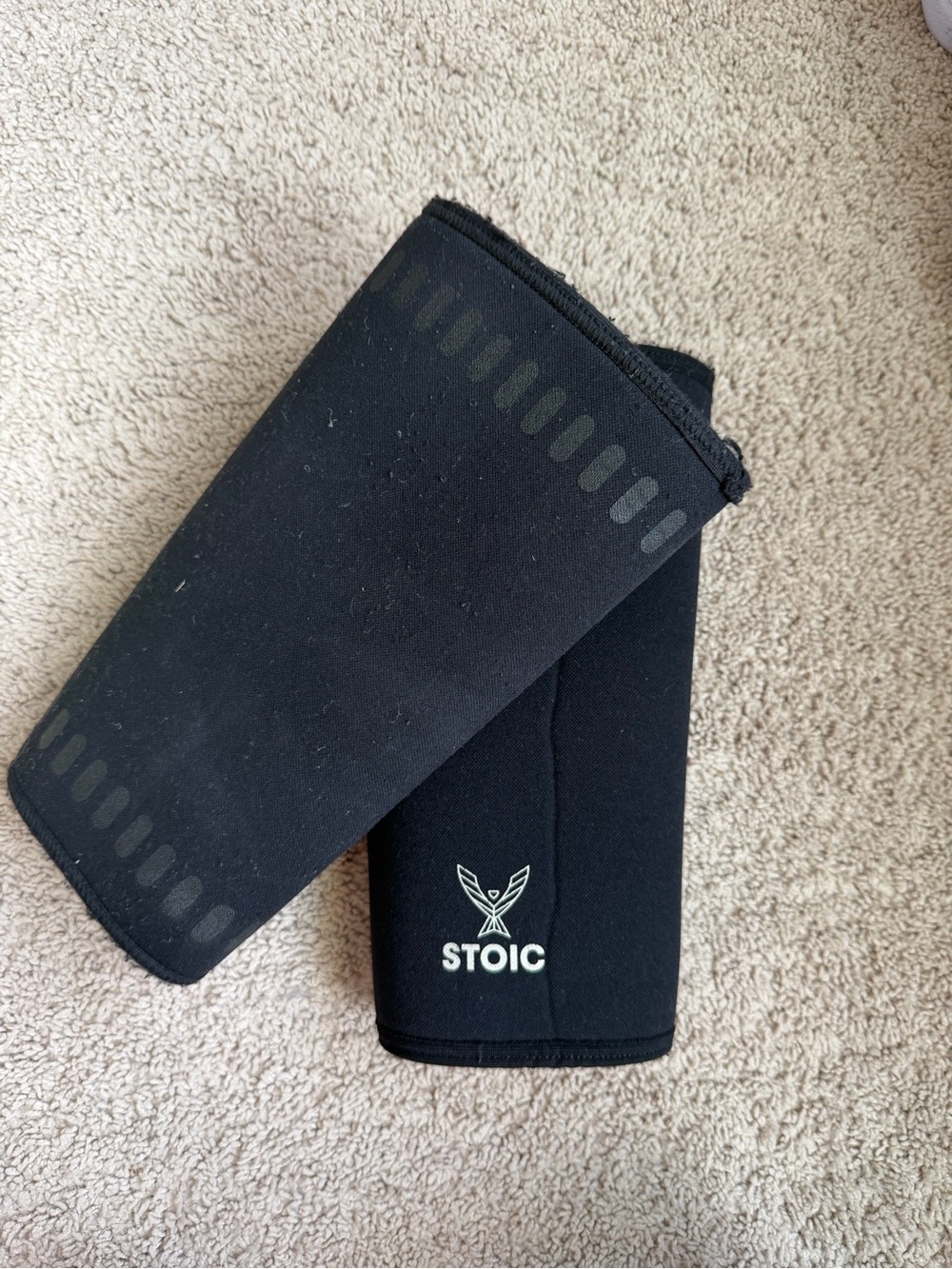 Stoic Black Knee/Elbow Sleeves - Pair - Picture 2 of 2